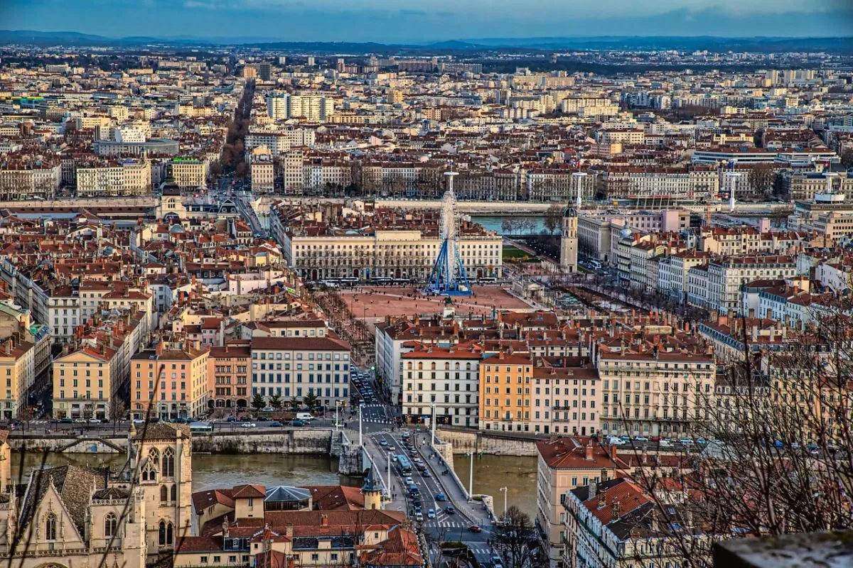 Lione